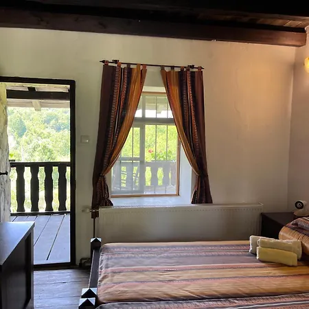 مزرعة للإقامة Agriturismo Hidden Paradise تريفنا