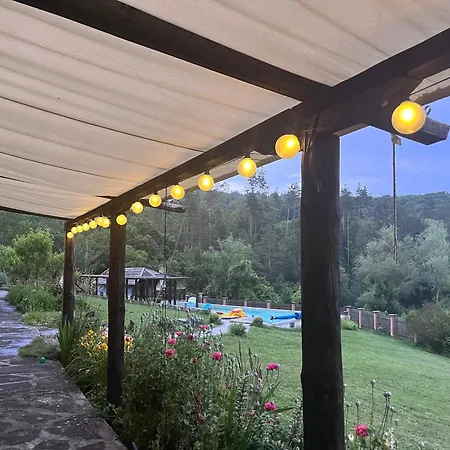 مزرعة للإقامة Agriturismo Hidden Paradise