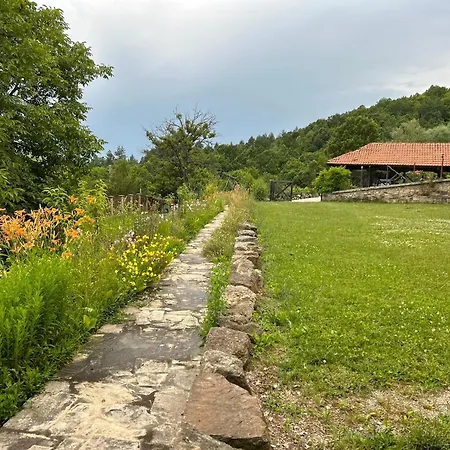 Agriturismo Hidden Paradise تريفنا