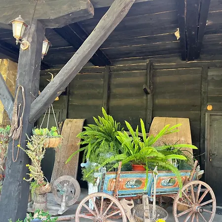 Agriturismo Hidden Paradise تريفنا